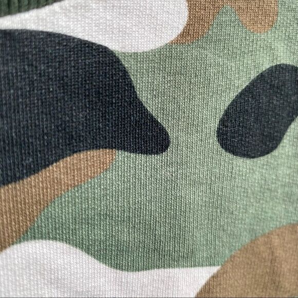 Divided H&M H & M Camo Sweatshirt S - Picture 8 of 11